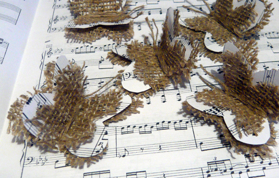 Винтажные бабочки из мешковины Винтажные бабочки из мешковины