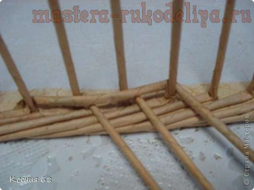 Мастер-класс по плетению из газет. Поднос с фанерным дном Мастер-класс по плетению из газет. Поднос с фанерным дном