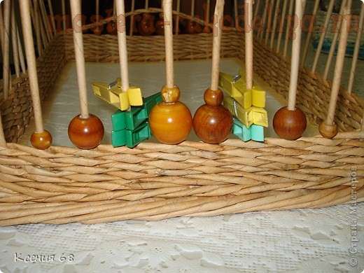 Мастер-класс по плетению из газет. Поднос с фанерным дном Мастер-класс по плетению из газет. Поднос с фанерным дном