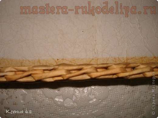Мастер-класс по плетению из газет. Поднос с фанерным дном Мастер-класс по плетению из газет. Поднос с фанерным дном