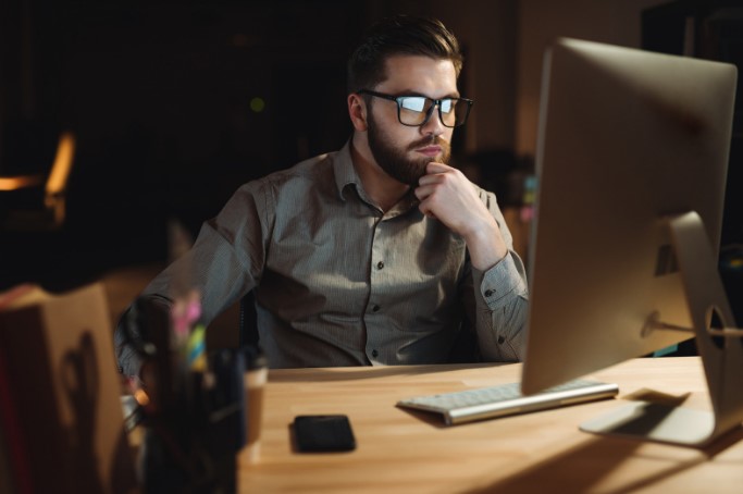 як вибрати чоловічі комп\'ютерні окуляри